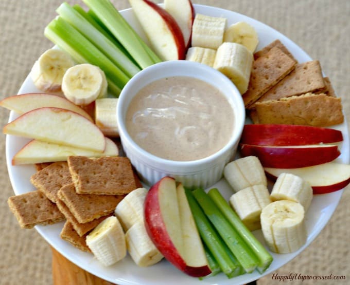 peanut-butter-yogurt-dip