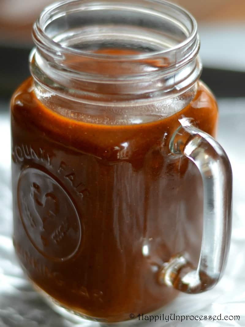 Simply THE BEST Enchilada Sauce there is. homemade in under 30 minutes, rich and flavorful. #enchilada #enchiladasauce #happilyunprocessed