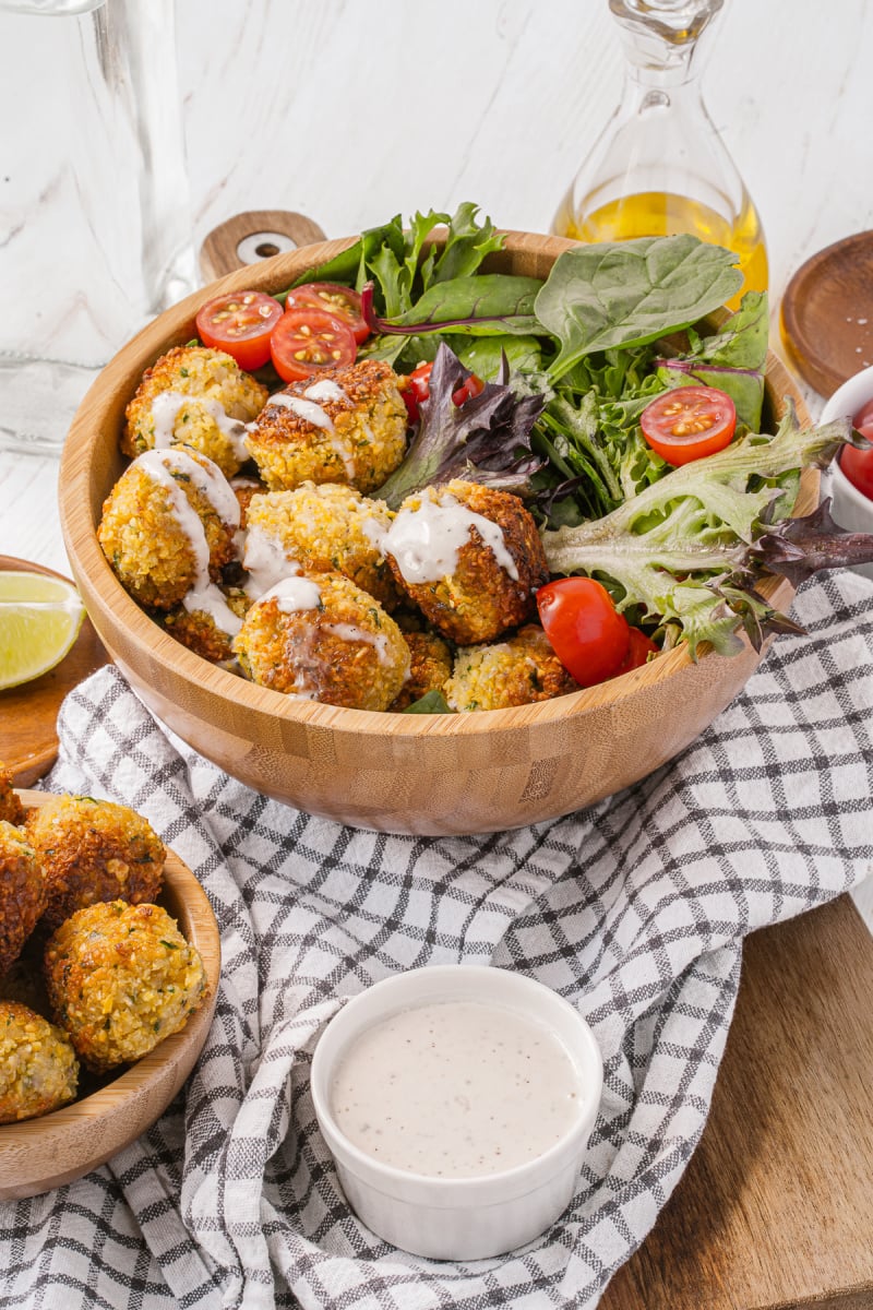 How to make homemade Falafel bowls using dried chickpeas